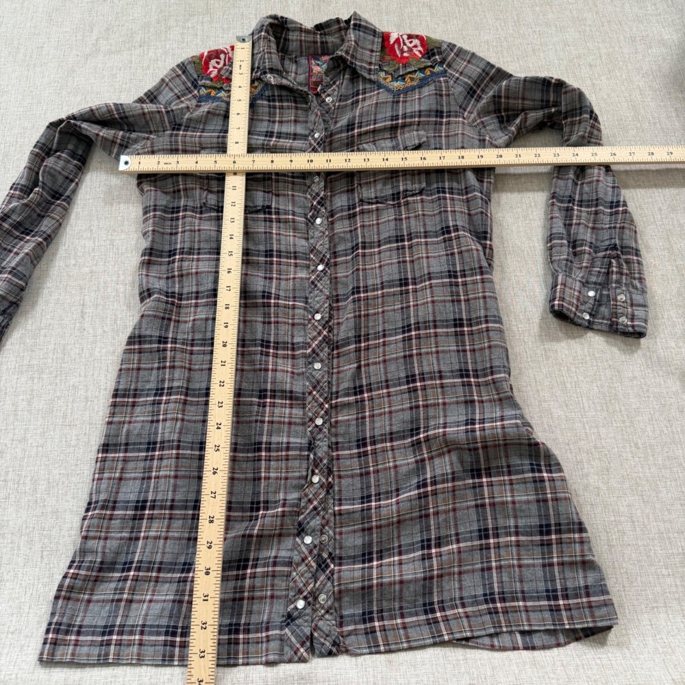 Johnny Was Workshop Tunic Shirtdress Womens Medium Plaid Embroidered Pearl Snap - Picture 6 of 7